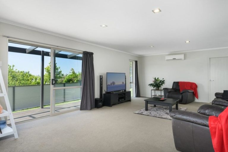 Photo of property in 69 Te Otinga Place, Pyes Pa, Tauranga, 3112