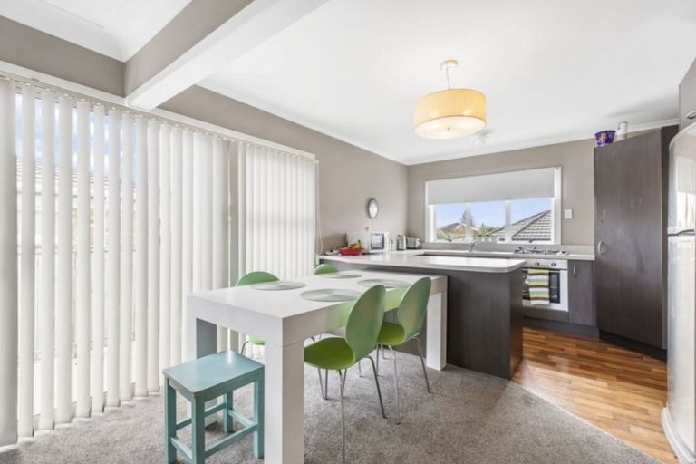 Photo of property in 74 Wellington Street, Pukekohe, 2120