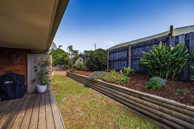 Photo of property in 11a Cannon Drive, Kerikeri, 0230