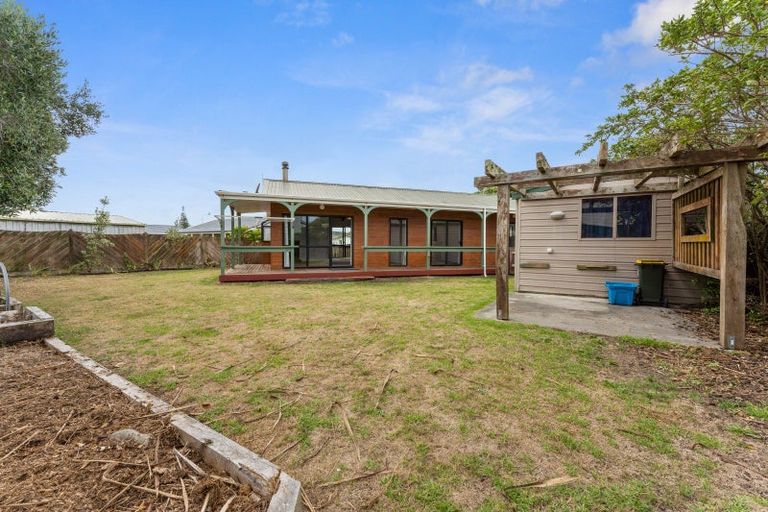 Photo of property in 31 Scott Avenue, Otaki Beach, Otaki, 5512