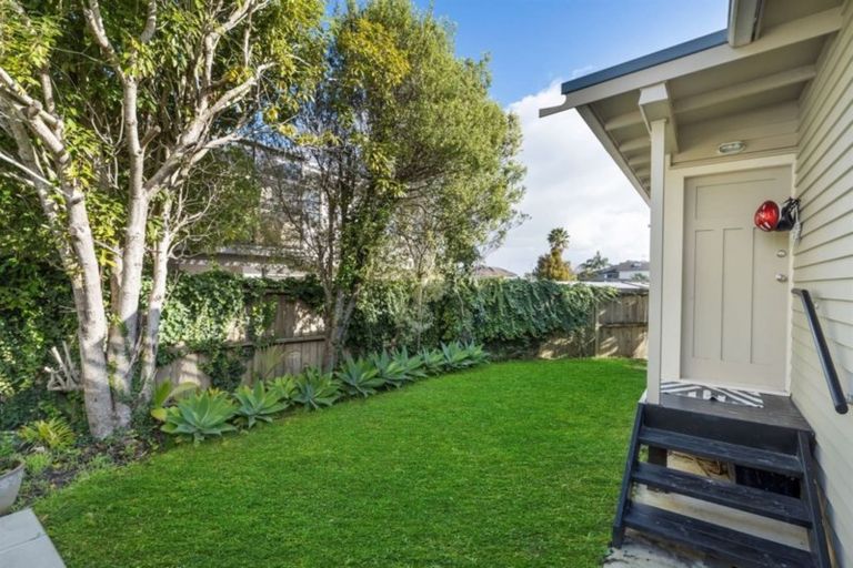 Photo of property in 1/55 Bayswater Avenue, Bayswater, Auckland, 0622