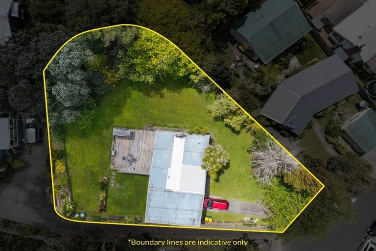 Photo of property in 9 Mariana Place, Glen Eden, Auckland, 0602