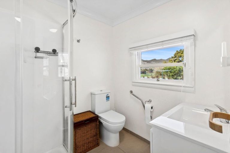 Photo of property in 5 Stock Road, Murchison, 7007