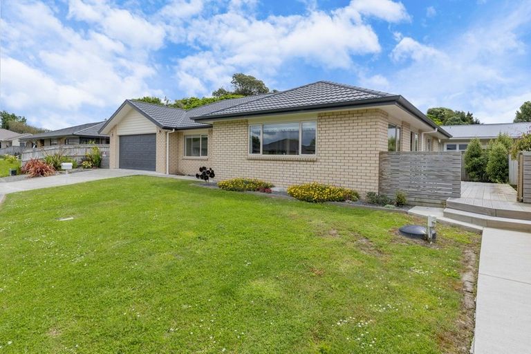 Photo of property in 16 Dal Din Drive, Otaki, 5512