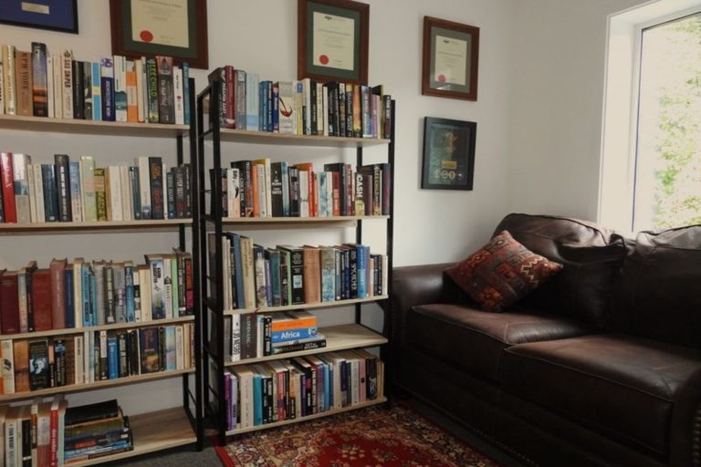 Photo of property in 34c Birch Terrace, Birchville, Upper Hutt, 5018