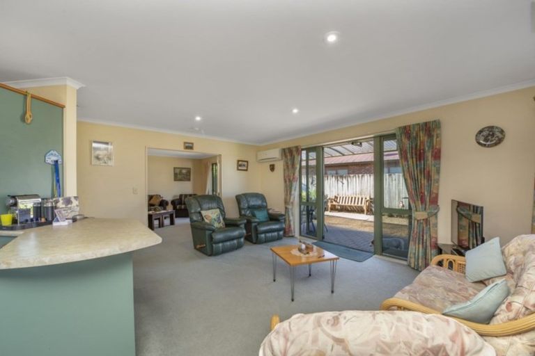 Photo of property in 4 Stanfield Court, Rototuna, Hamilton, 3210