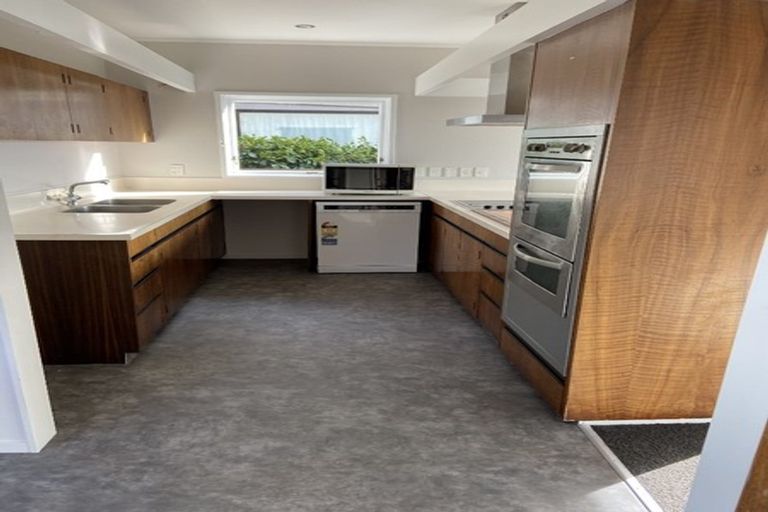 Photo of property in 8 Nagpur Terrace, Broadmeadows, Wellington, 6035