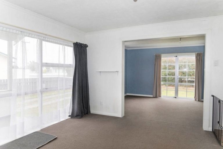 Photo of property in 22 Thyra Street, Dannevirke, 4930