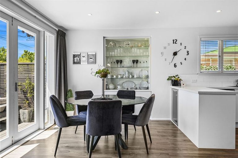 Photo of property in 301 Sawyers Arms Road, Bishopdale, Christchurch, 8053