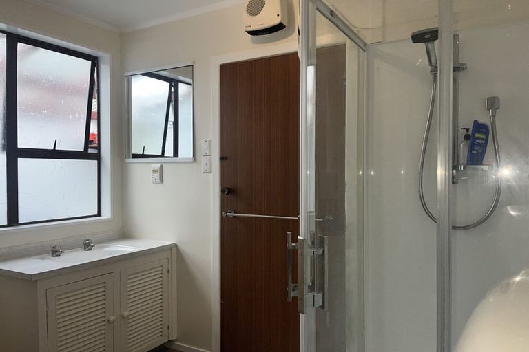 Photo of property in 24 Moana Street, Riverton/aparima, Riverton, 9822
