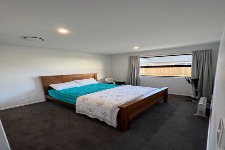 Photo of property in 14 Forge Close, Halswell, Christchurch, 8025