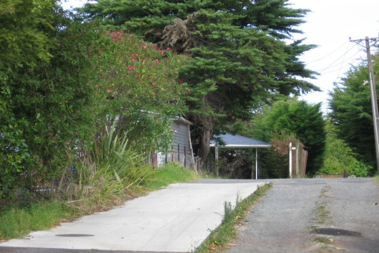 Photo of property in 43 Fairclough Road, Beach Haven, Auckland, 0626