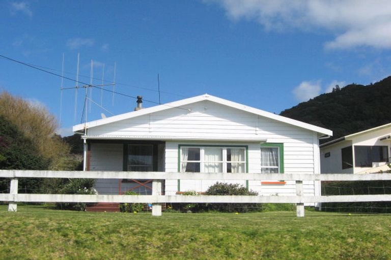 Photo of property in 37 Nesbitt Street, Matata, Whakatane, 3194