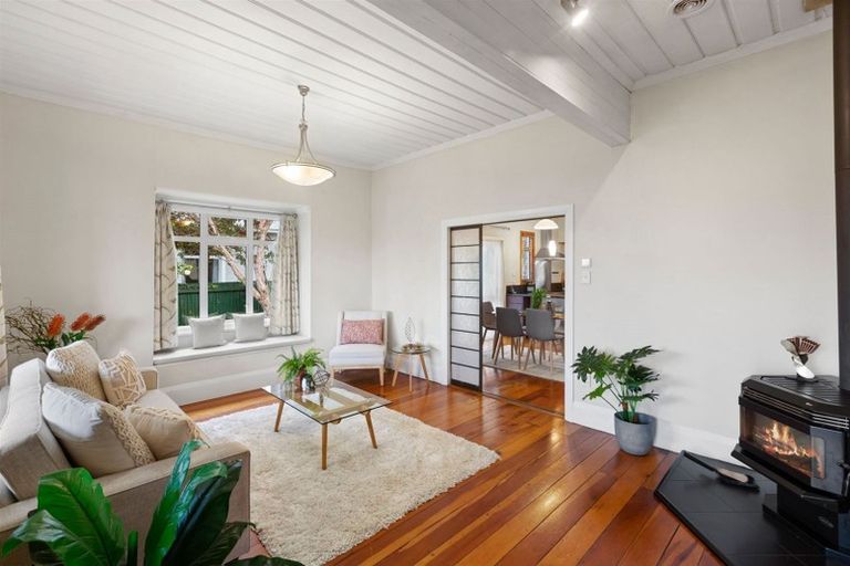 Photo of property in 259 Carrington Street, Vogeltown, New Plymouth, 4310