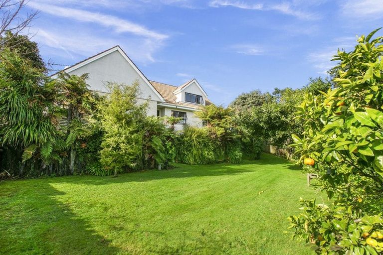 Photo of property in 288e Mangorei Road, Merrilands, New Plymouth, 4312