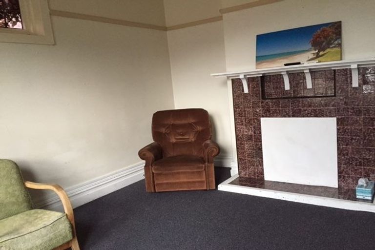 Photo of property in 1056 George Street, North Dunedin, Dunedin, 9016