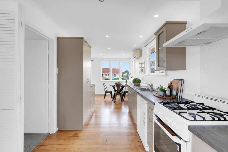 Photo of property in 12 Slim Street, Bader, Hamilton, 3206