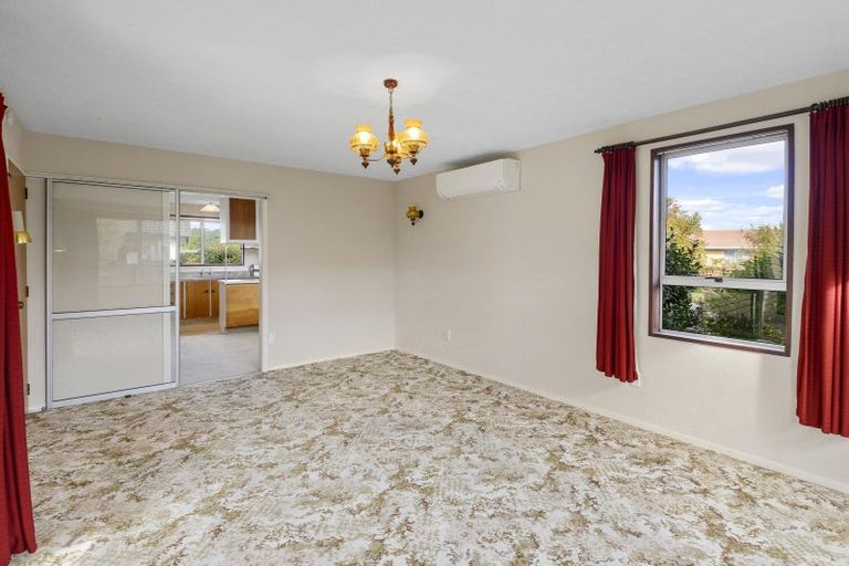 Photo of property in 14 Daytona Place, Parklands, Christchurch, 8083