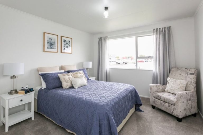 Photo of property in 6/309 Avenue Road West, Hastings, 4122