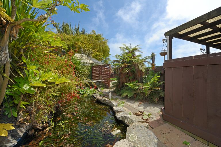 Photo of property in 100 Ascot Avenue, North New Brighton, Christchurch, 8083