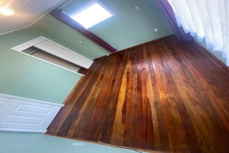 Photo of property in 168 Wellington Road, Wainuiomata, Lower Hutt, 5014