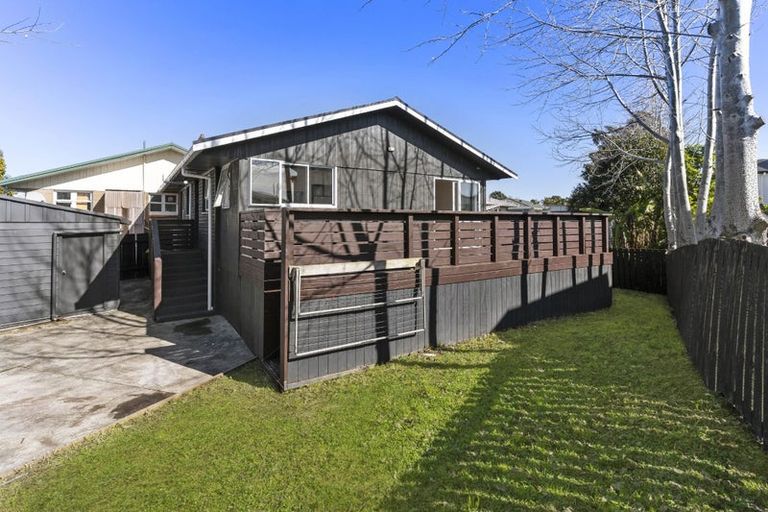 Photo of property in 20b Adams Road, Manurewa, Auckland, 2102