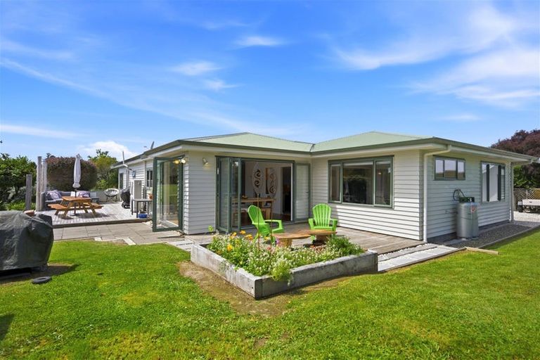 Photo of property in 9 Goddard Road, Tasman, Upper Moutere, 7173