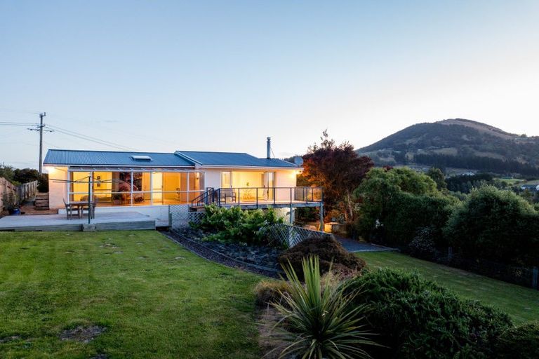 Photo of property in 27 Chain Hills Road, Chain Hills, Dunedin, 9076