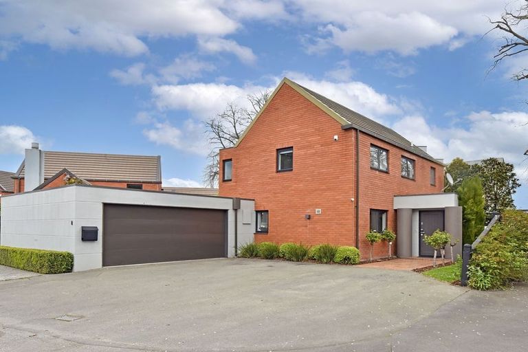 Photo of property in 8 Haineswood Lane, Sockburn, Christchurch, 8042