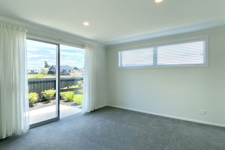 Photo of property in 12 Marata Lane, Te Puke, 3119