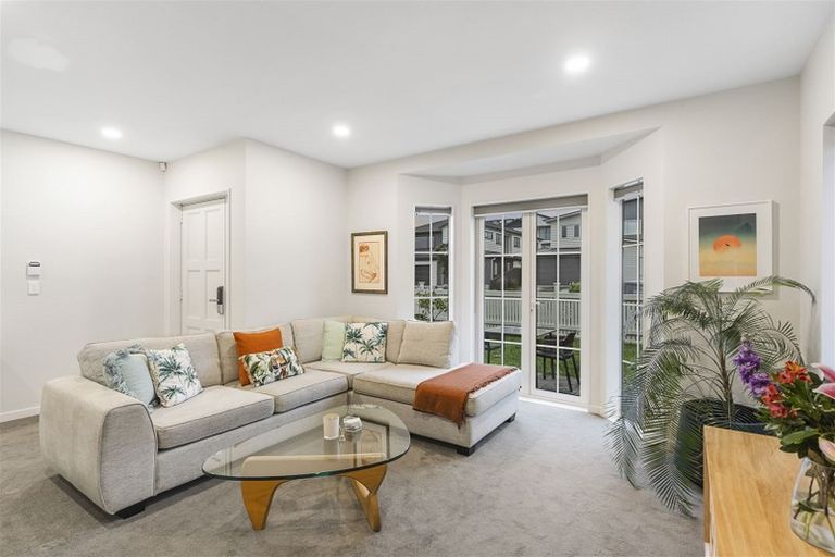 Photo of property in 11 Keel Street, Long Bay, Auckland, 0630