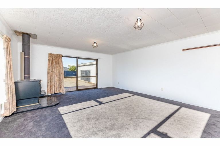 Photo of property in 39 Branston Street, Hornby, Christchurch, 8042