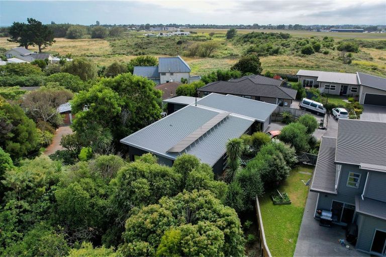 Photo of property in 7 Patterson Lane, Raumati Beach, Paraparaumu, 5032