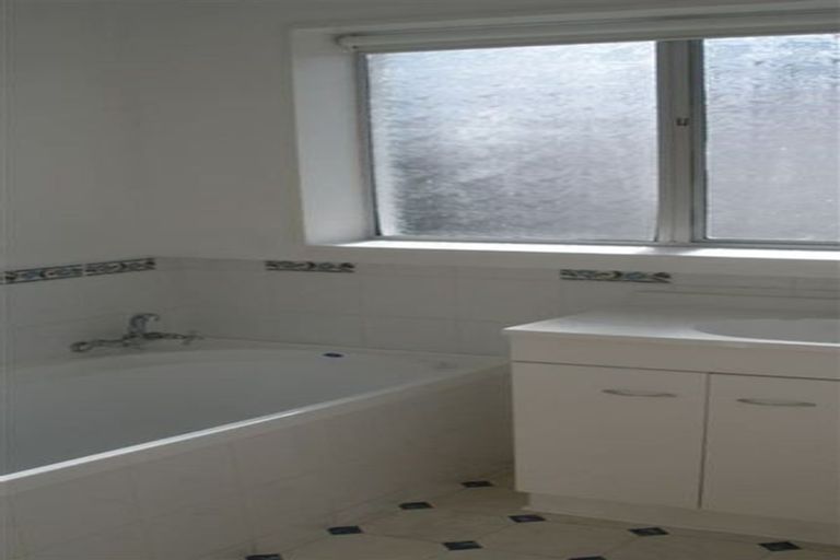 Photo of property in 2/40 Gordon Avenue, St Albans, Christchurch, 8014