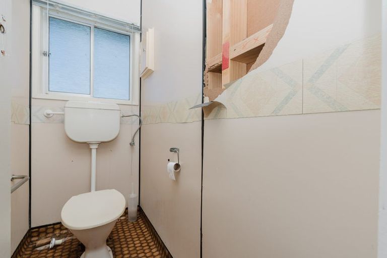 Photo of property in 1 Delamare Road, St Andrews, Hamilton, 3200