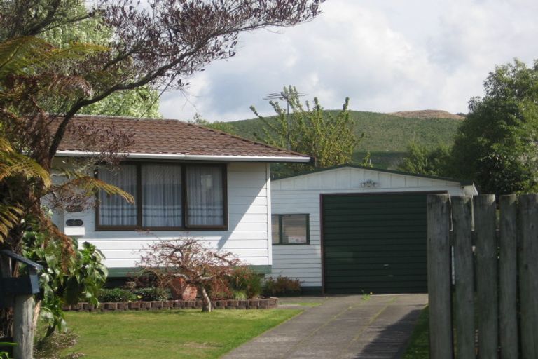 Photo of property in 4 Haynes Crescent, Sunnybrook, Rotorua, 3015