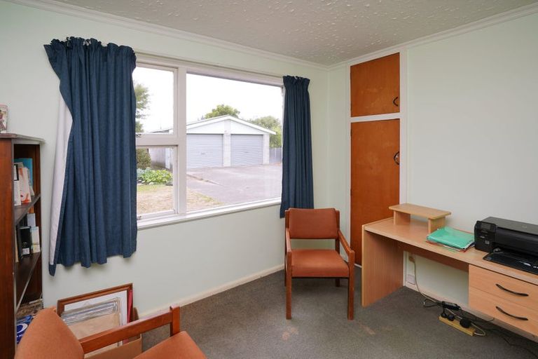 Photo of property in 96 Marlow Road, Aranui, Christchurch, 8061