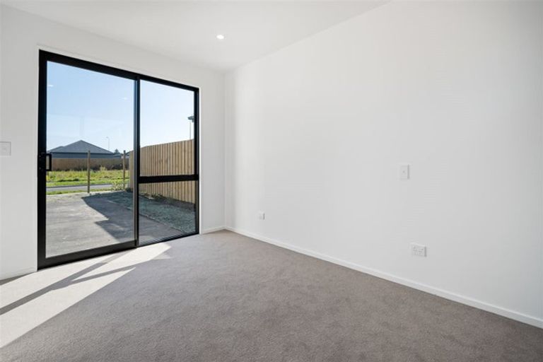 Photo of property in 4 Borthwick Street, Belfast, Christchurch, 8051