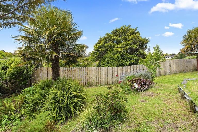 Photo of property in 39 Totara Street, Waiuku, 2123