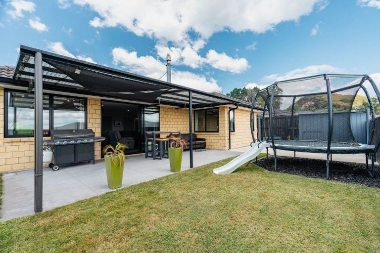 Photo of property in 198 Waikite Road, Welcome Bay, Tauranga, 3175