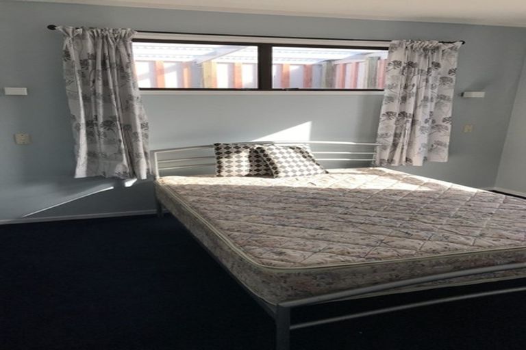 Photo of property in 3 Sarah Street, Waikawa Beach, Levin, 5573