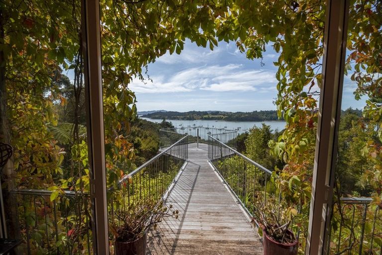 Photo of property in 7 Marina Rise, Opua, 0200