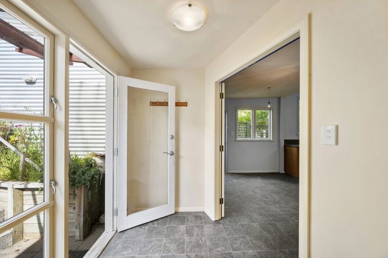 Photo of property in 37 Ironside Road, Johnsonville, Wellington, 6037