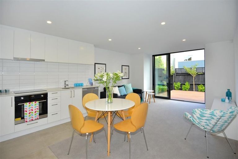 Photo of property in 5/90 Edgeware Road, St Albans, Christchurch, 8014