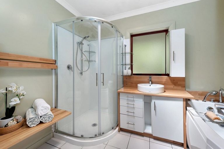 Photo of property in 8 Tauhara Drive, Queenwood, Hamilton, 3210