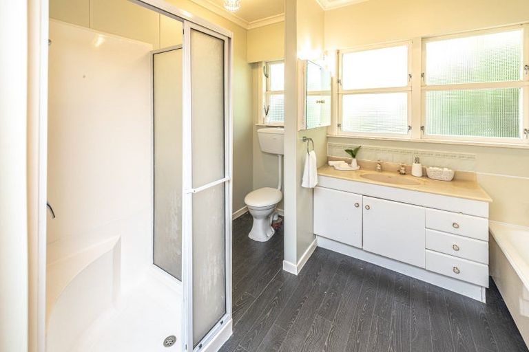 Photo of property in 33 Brassey Road, Saint Johns Hill, Whanganui, 4500