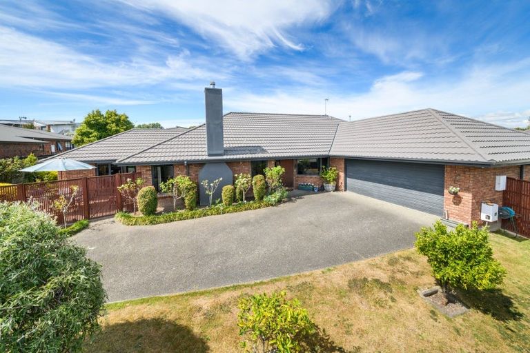 Photo of property in 22 Masefield Terrace, Kelvin Grove, Palmerston North, 4414