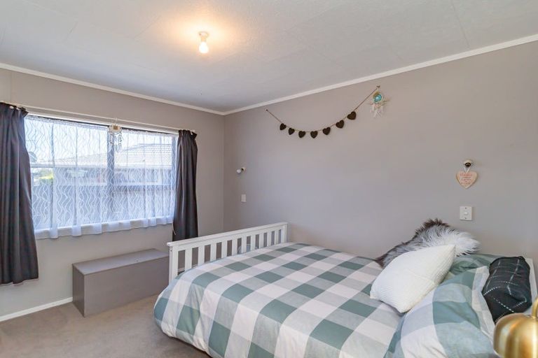 Photo of property in 9 Martin Harvey Street, Levin, 5510