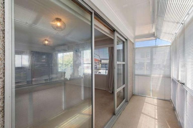 Photo of property in 1/160 Mount Albert Road, Mount Albert, Auckland, 1025