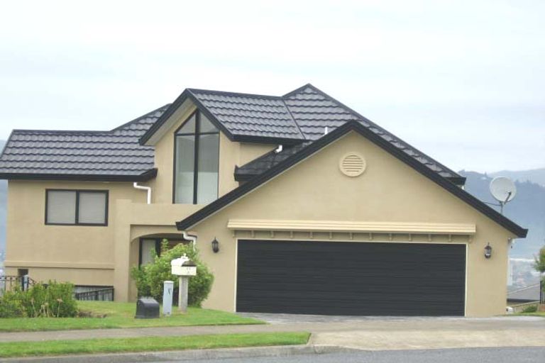 Photo of property in 17 Betty Watt Grove, Riverstone Terraces, Upper Hutt, 5018